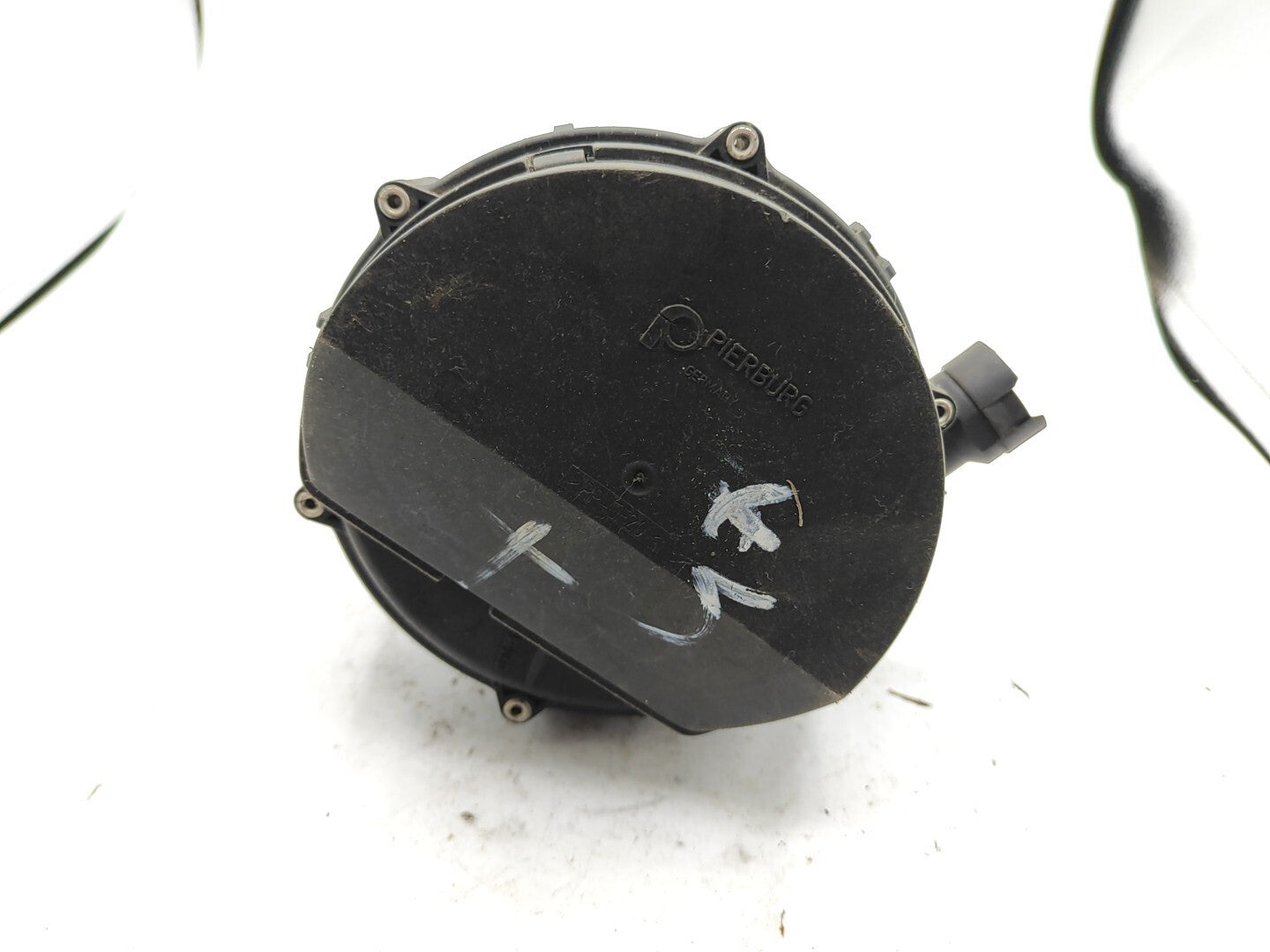 BMW 5 Series E39 525 1995 Petrol Air Injection Pump 1433959 1433935