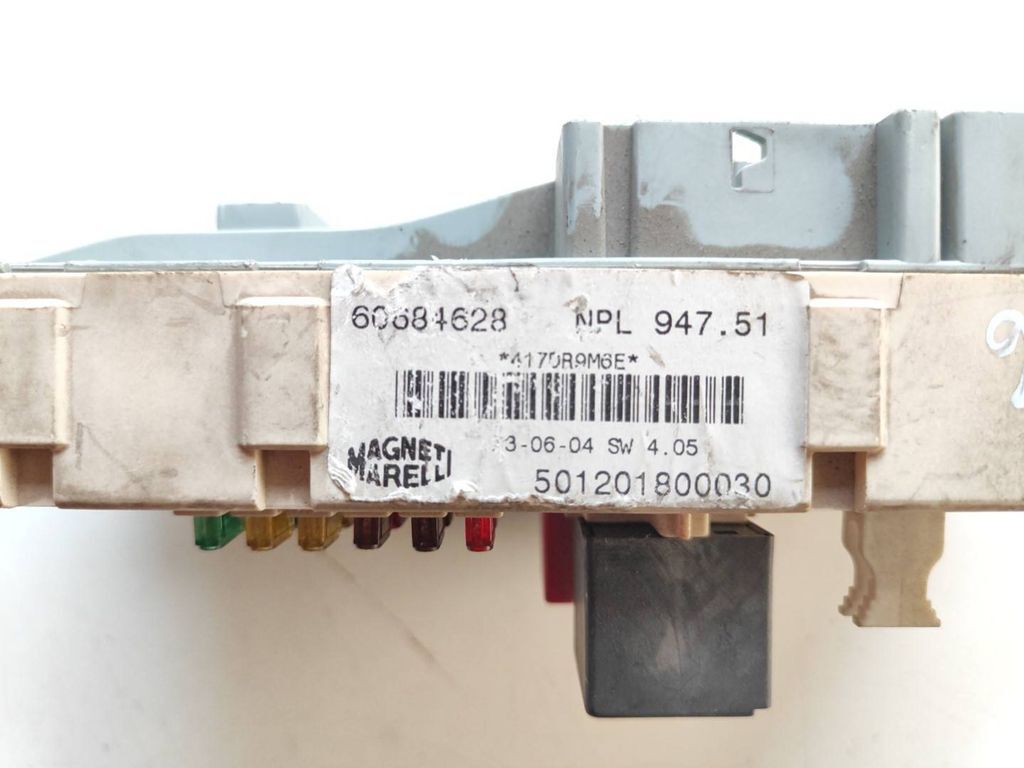 Alfa Romeo GT 2007 Fuse module 60684628 