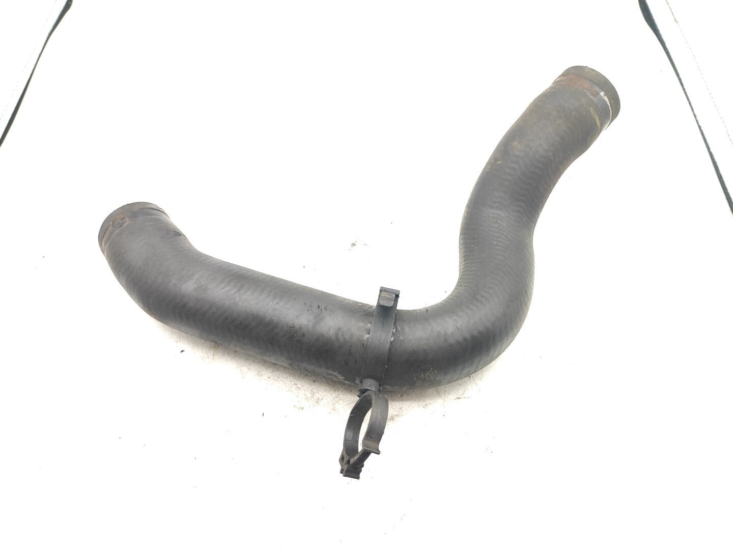 Alfa Romeo GT 16V 1.9JTD 110kW 2004 Engine Coolant Hose Pipe 51715325
