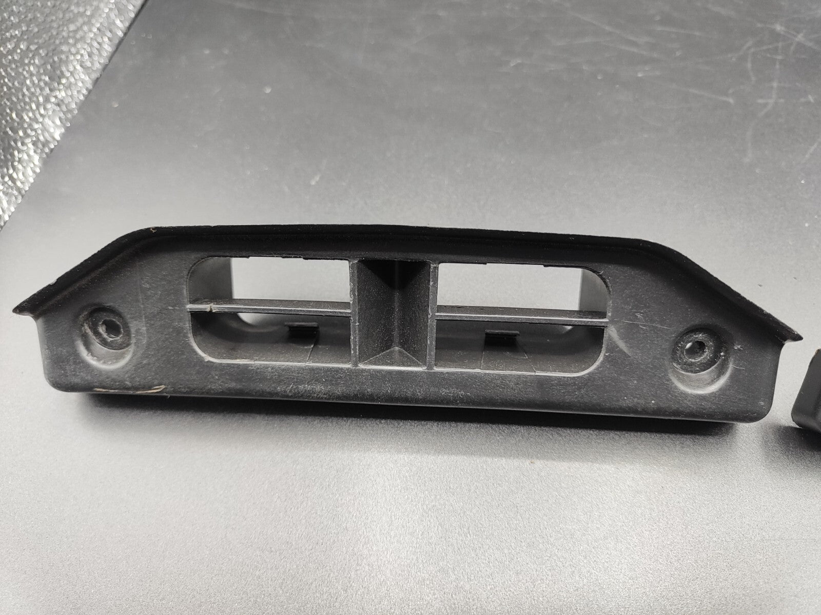 Alfa Romeo 147 1.9D JTD 85kW 2002 Ventilation Air Duct 46763190