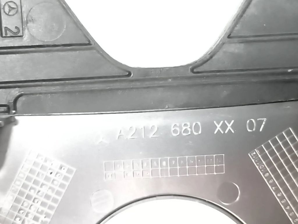 Mercedes-Benz E W212 2011 Center console decorative trim A2126802807 