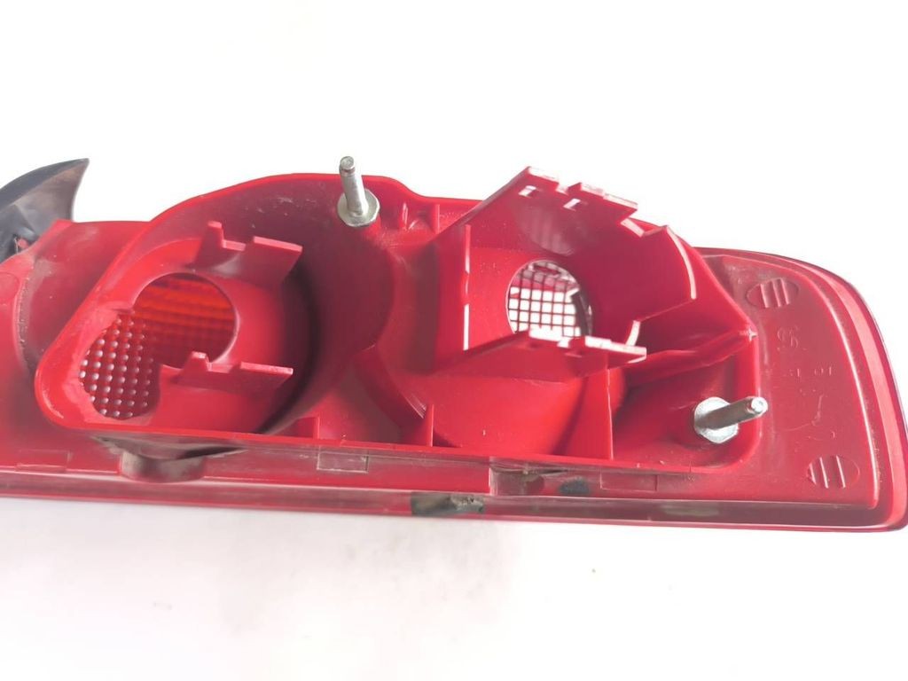 Alfa Romeo 159 2.2JTS 2007 LHD rear left side taillight lamp 60691365 