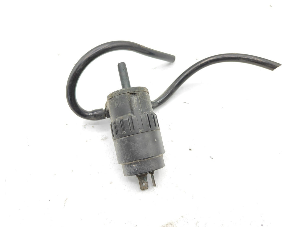 Alfa Romeo GT 1.9JTD 110kW 2004 Windscreen Washer Fluid Tank Reservoir Pump