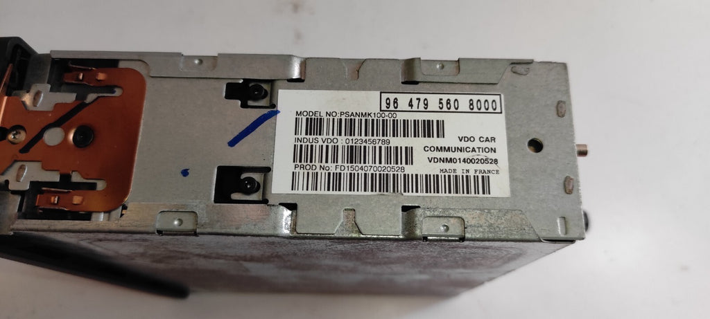 Peugeot 607 3.0i V6 2002 CD DVD Changer Player Unit 964795608000