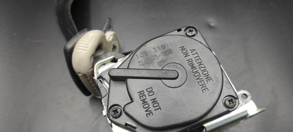 Alfa Romeo 156 2.4JTD 110kW 2004 Rear Left Seat Safety Seatbelt E2049059