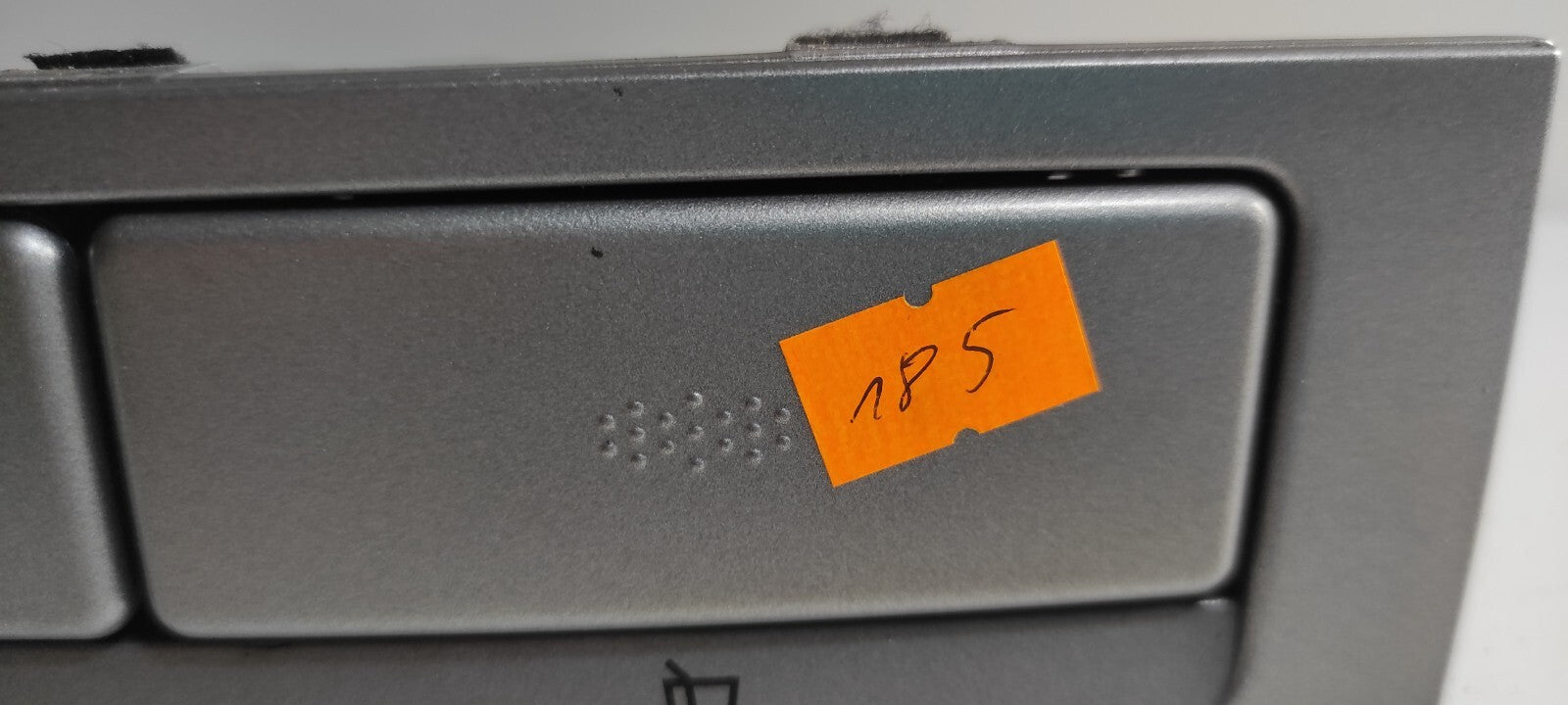 Alfa Romeo GT 1.9JTD 110kW 2004 Front Dashboard Cup Holder/ Storage