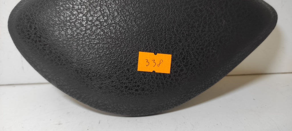 Alfa Romeo GT 1.9JTD 110kW 2005 Front Right Center Console Leather Trim