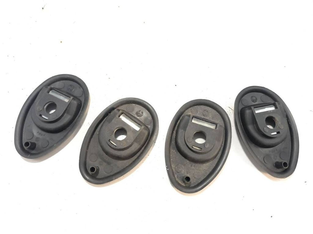 Alfa Romeo 156 SW 2005 Clip Mount Bracket in trunk boot 