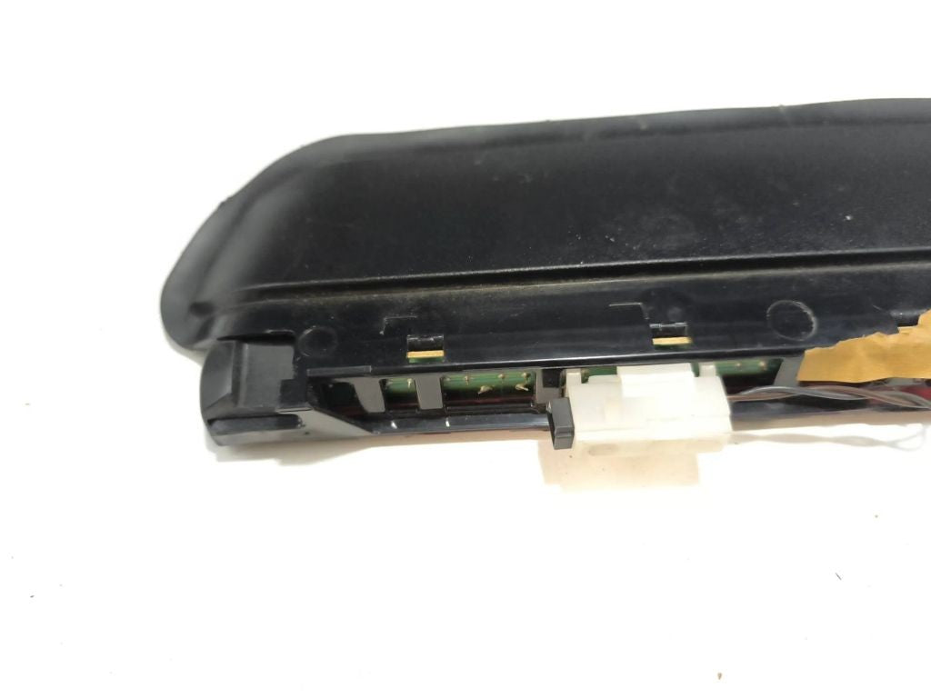 BMW 3 E90 E91 2007 Third brake center stop light 168644 