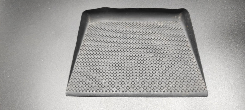 Alfa Romeo 147 1.9JTD 103kW 2004 Front Dash Panel Rubber Mat 735282353