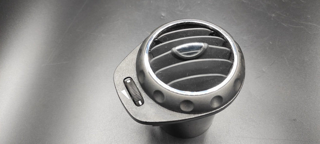 Alfa Romeo 147 GT 1.9JTD 2006 Front Right Dashboard Panel Side Air Vent Grill