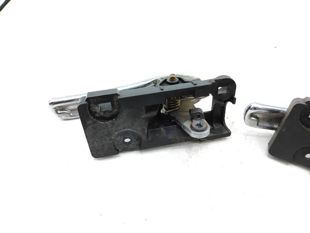 Alfa Romeo 156 2.0TS 2000 Front / Rear Left Door Opening Inner Handle