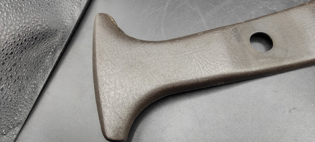 Volkswagen VW Golf Jetta Mk2 1988 Left Side B Pillar Trim 193867281