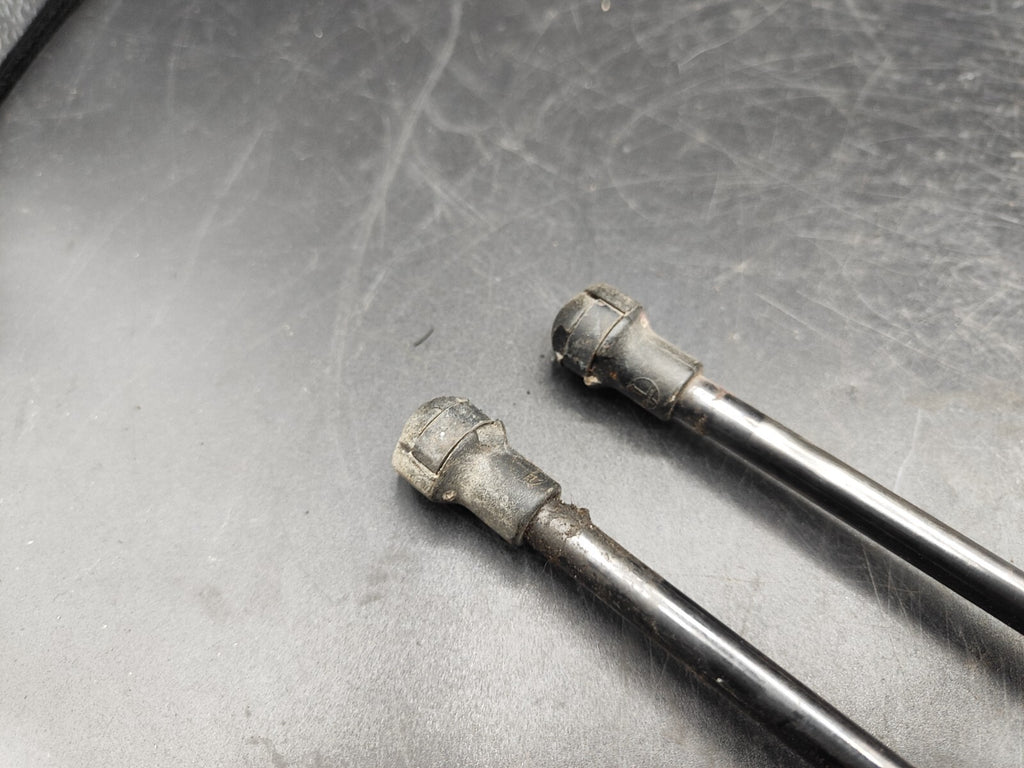 Alfa Romeo 166 Diesel 2002 Rear Tailgate Trunk Strut Shock Set 60622424