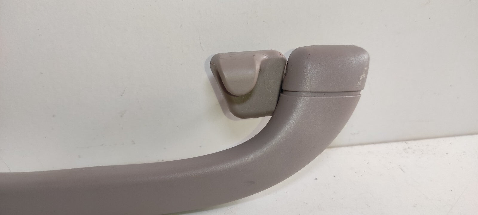 Peugeot 607 3.0i V6 2000 Rear Right Side Roof Grab Handle