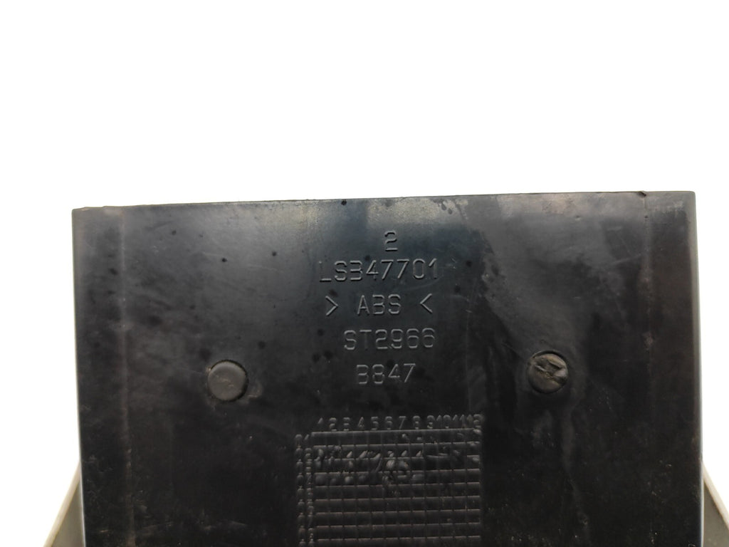 Fiat Stilo Diesel 192 Rear Center Console Air Vent Grill LS347701