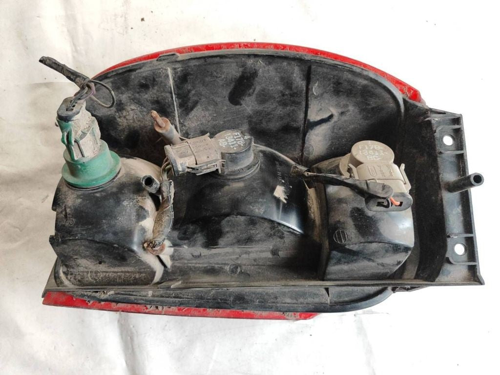 Ford Explorer 4.0 1998 Petrol LHD rear right tail light lamp F87X13B504A 