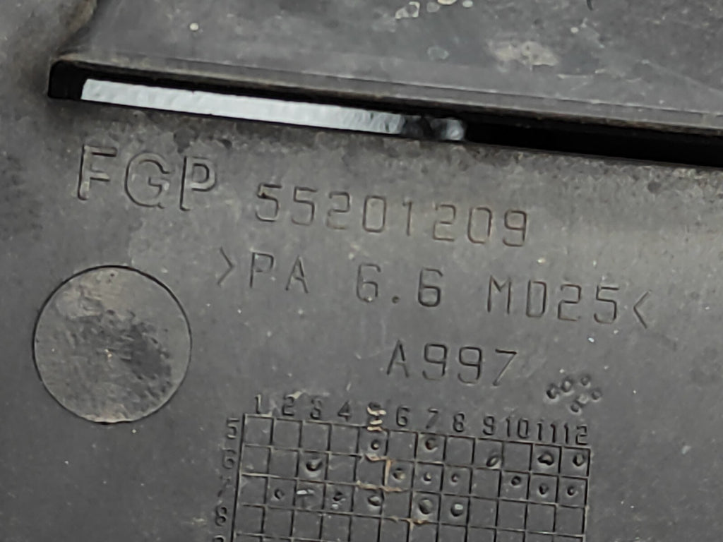 Alfa Romeo 159 1.9JTDm 8V 2008 Engine Top Plastic Cover Trim 55201209