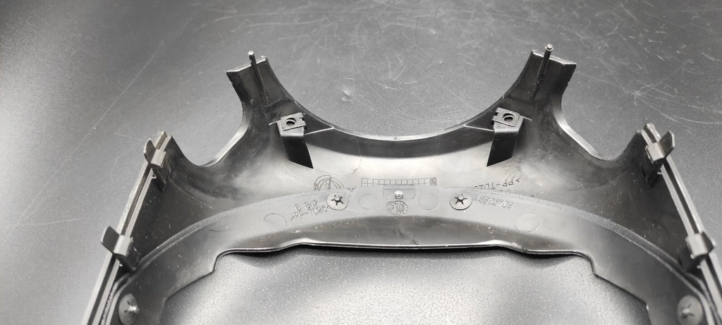 Alfa Romeo 147 / GT 1.9JTD Diesel 2005 Steering Column Cover Trim LS325703