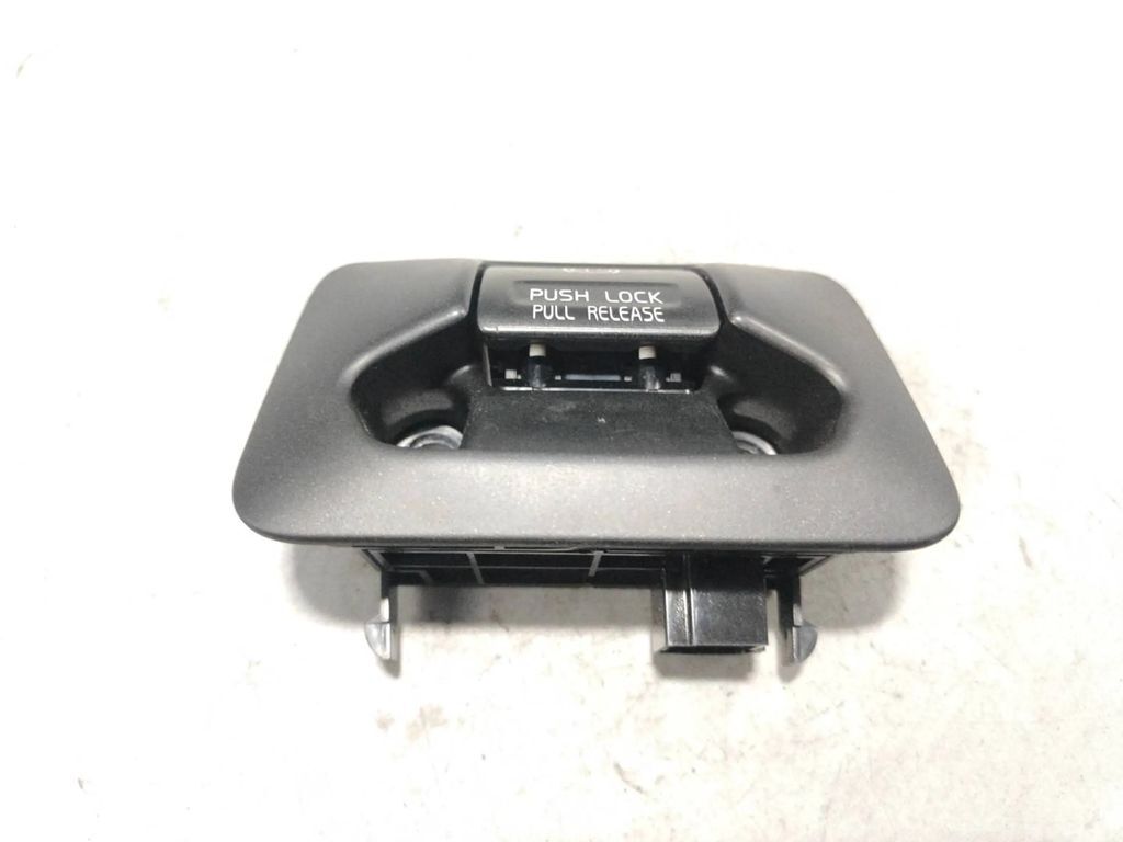 Volvo V60 2013 Hand parking brake switch button 31343242 