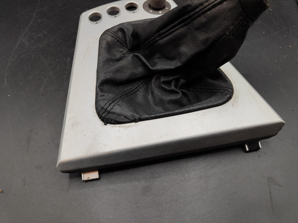 Alfa Romeo 156 2003 Gear Shift Knob Surround Leather Gaiter 156033239