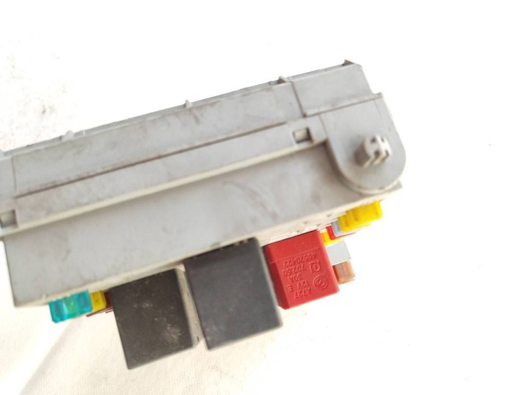 Alfa Romeo 159 SW 2007 Fuse module 50508214 