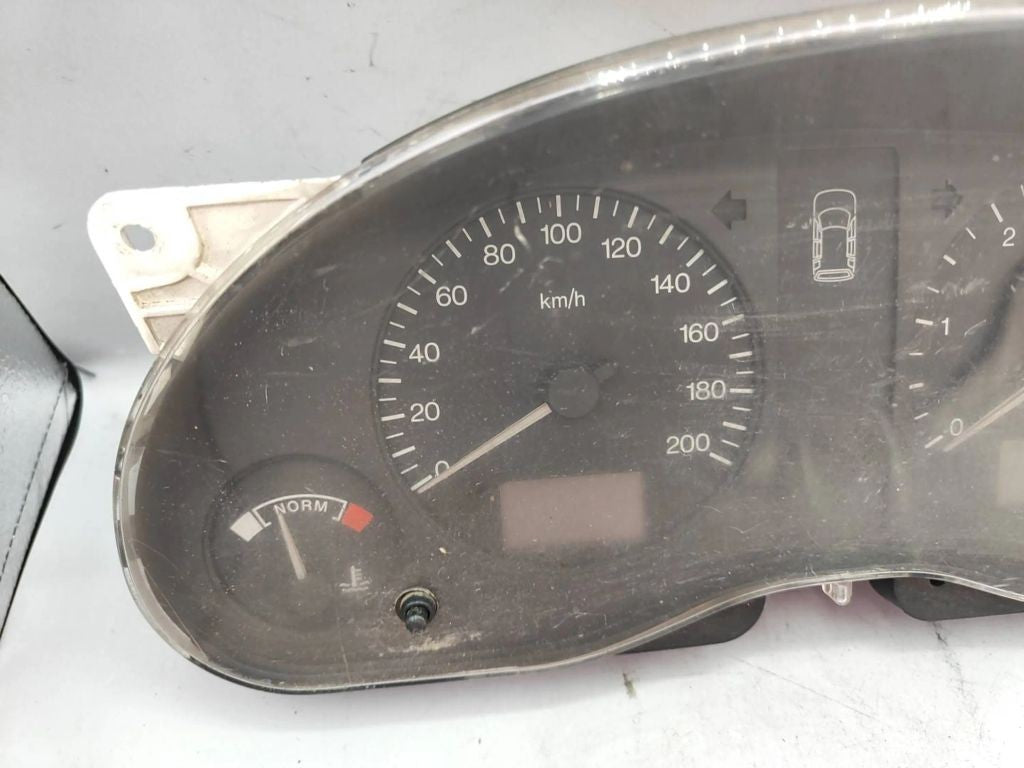 95VW10849YK Volkswagen Sharan 1998 TDI speedometer instrument cluster 