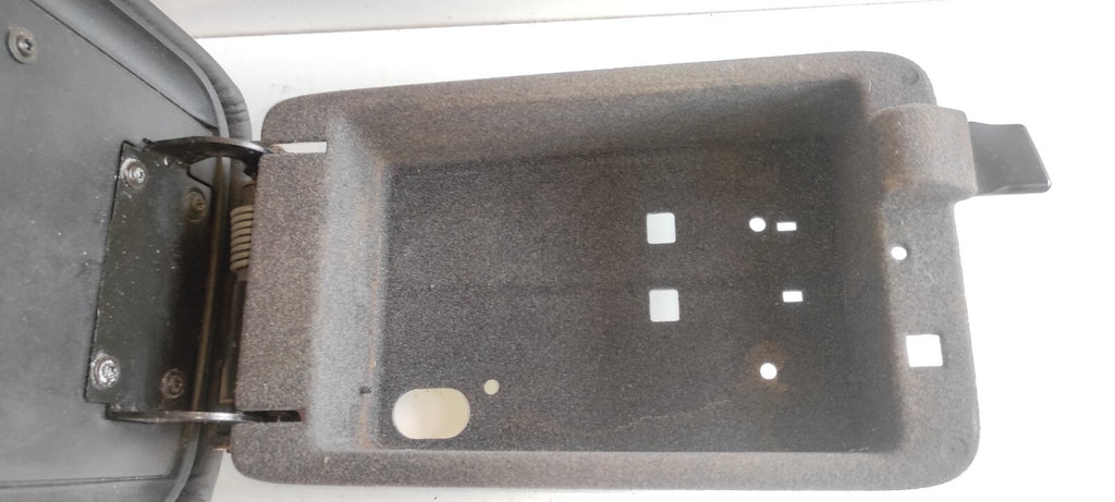 Peugeot 607 3.0i V6 2002 Center Console Armrest Black Leather Cover 1843522016