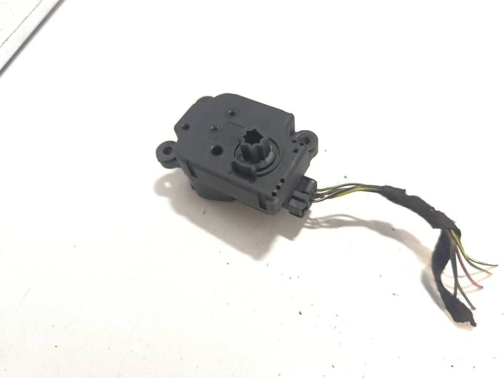 Fiat Croma 2007 Air heater flap actuator motor 006587W 