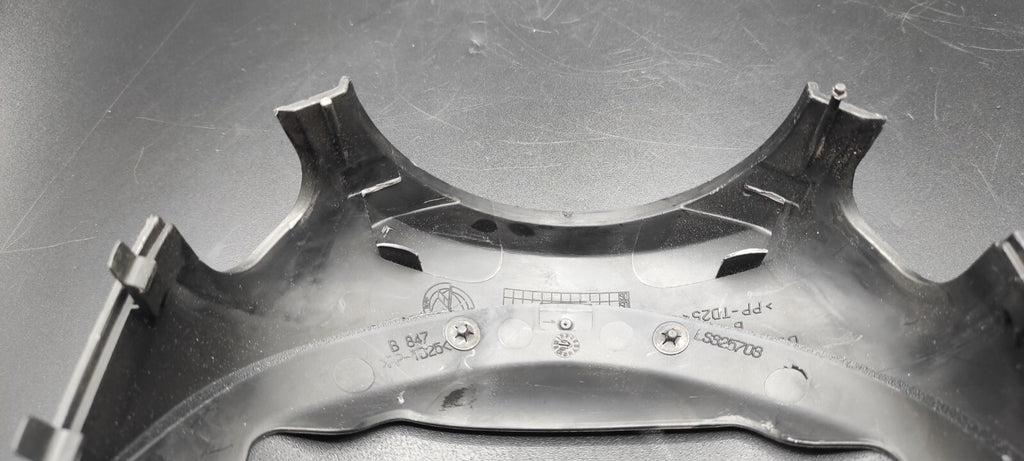 Alfa Romeo 147 / GT 1.9JTD Diesel 2004 Steering Column Cover Trim LS325703