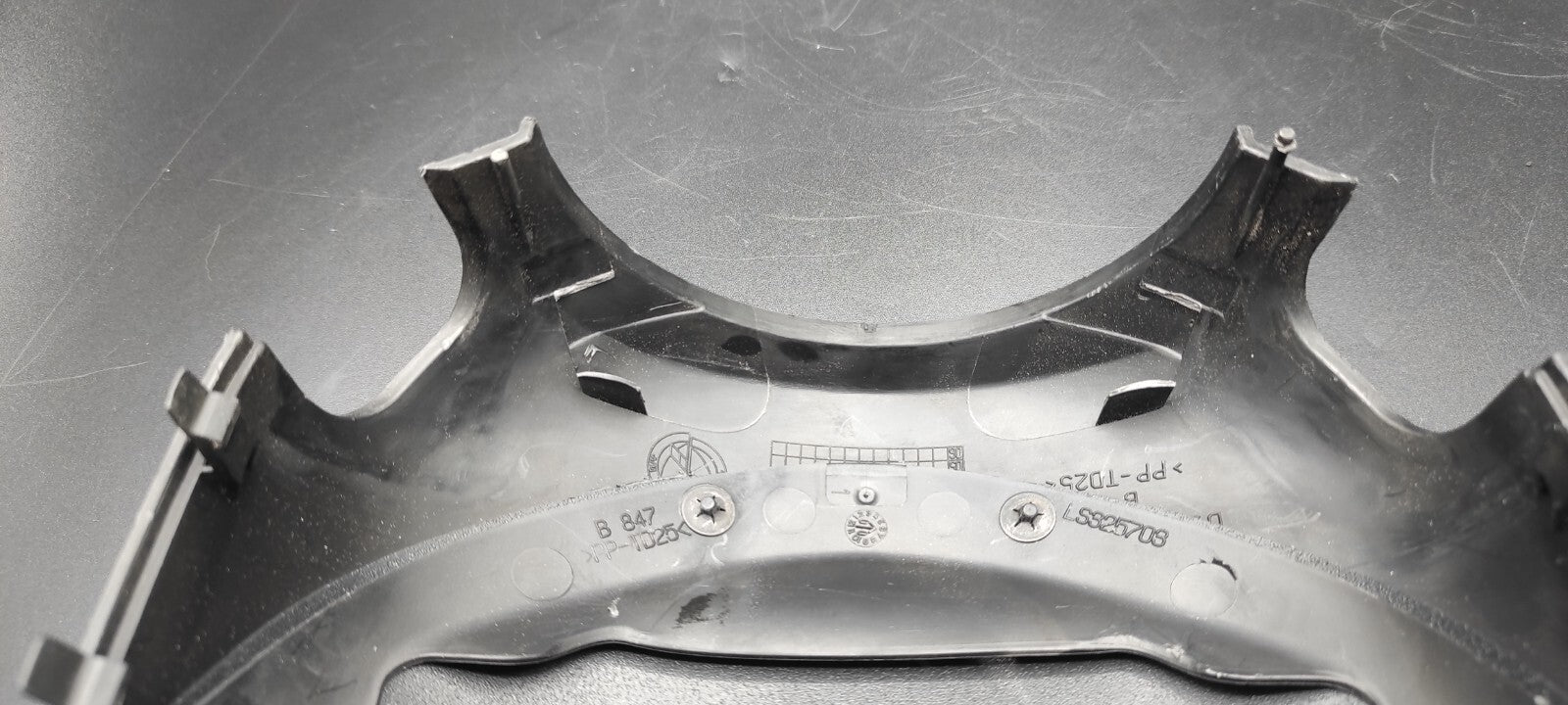 Alfa Romeo 147 / GT 1.9JTD Diesel 2004 Steering Column Cover Trim LS325703