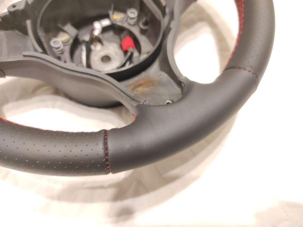 Alfa Romeo 159 JTDM JTS 2006 Steering wheel / NEW LEATHER