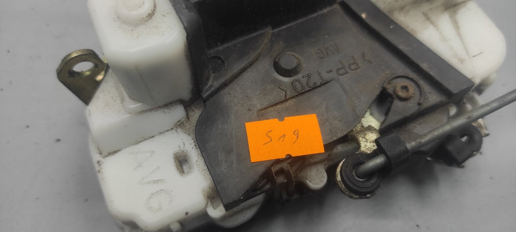 Peugeot 607 3.0i V6 Petrol 2002 LHD Front Left Door Lock