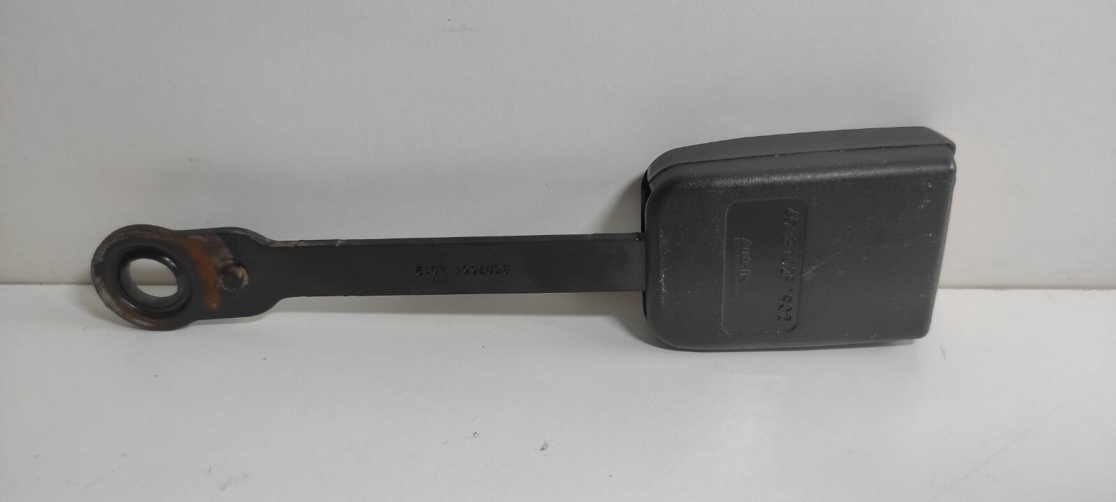 Peugeot 607 3.0i V6 2001 LHD Front Right Seat Seat Belt Buckle B507654AC12
