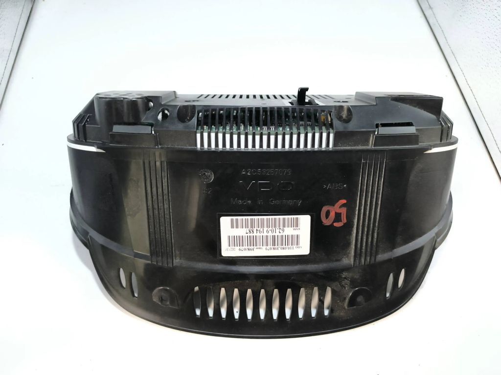 62109194887 BMW 5 E60 E61 2008 Petrol speedometer instrument cluster 