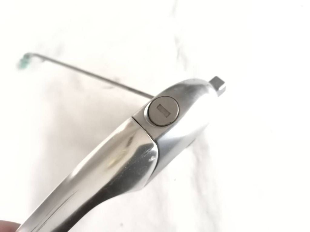 Alfa Romeo 147 1.9JTD 85kW 8V 2005 LHD front left door exterior handle 