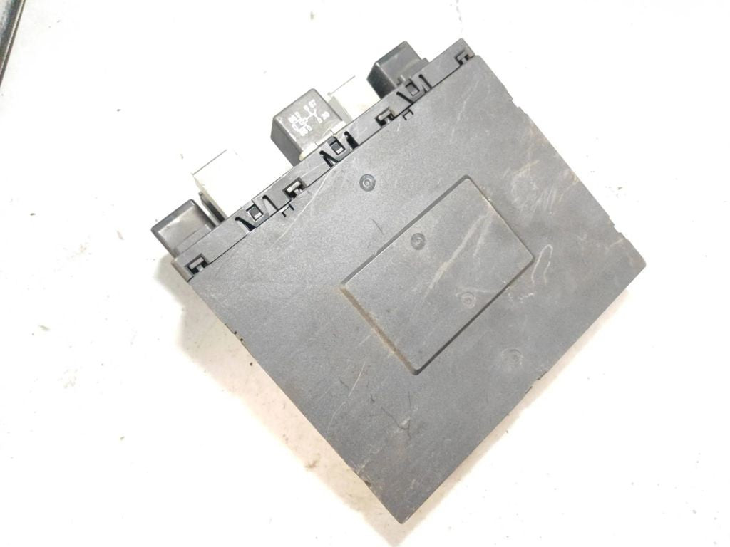 Volkswagen Touran I 2005 Comfort convenience body fuse module 3C0937049D 