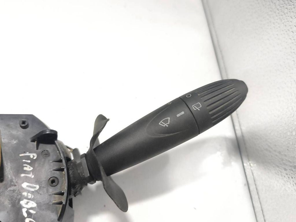 Fiat Doblo 2006 Wiper turn signal stalk switch set
