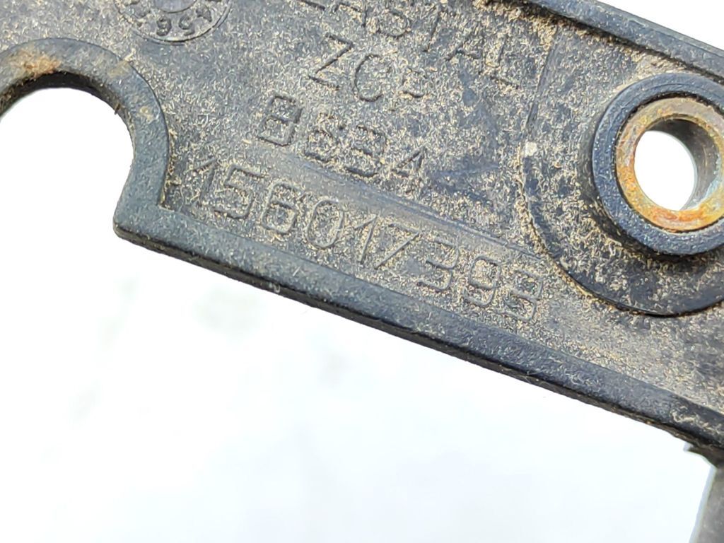 Alfa Romeo 156 2000 Front bumper center upper radiator grill 156017393 