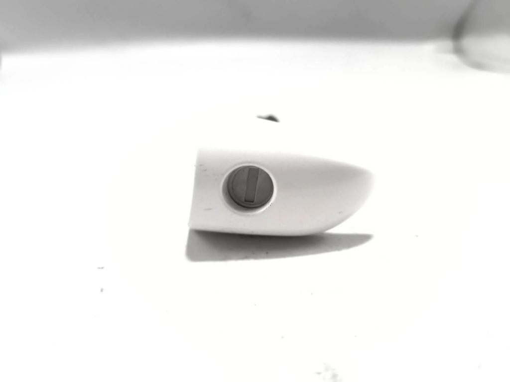 Mazda 3 III BM BN 2.0 121kW 2014 front left door exterior handle cap / NO KEY