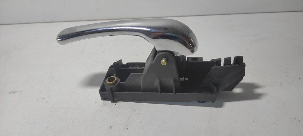 Alfa Romeo 166 2.4JTD 110kW Diesel 2003 Rear Left Interior Inner Door Handle