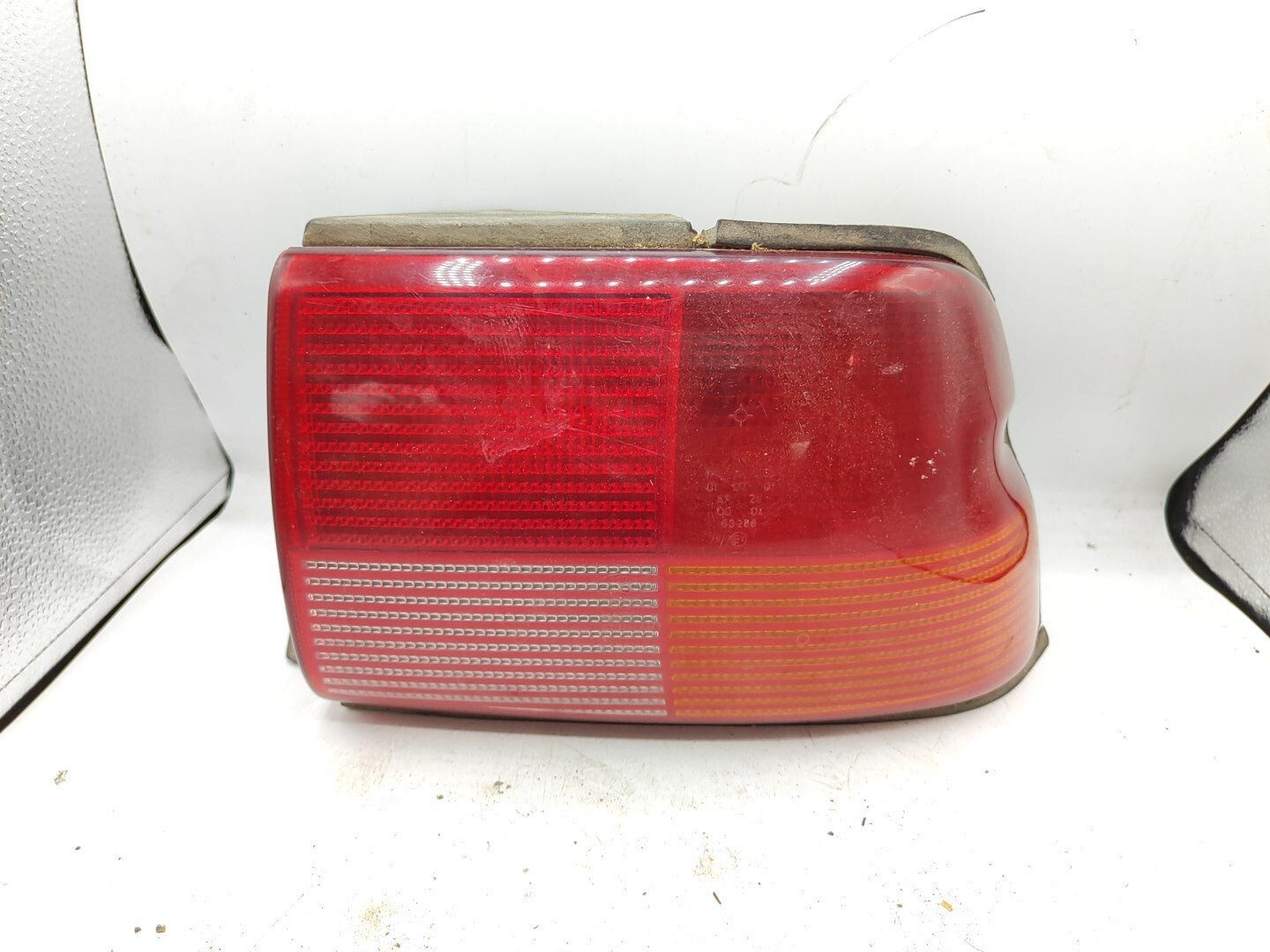 Ford Escort MK6 1995 LHD Rear Right Side Taillight Lamp Light 93AG13N004AA