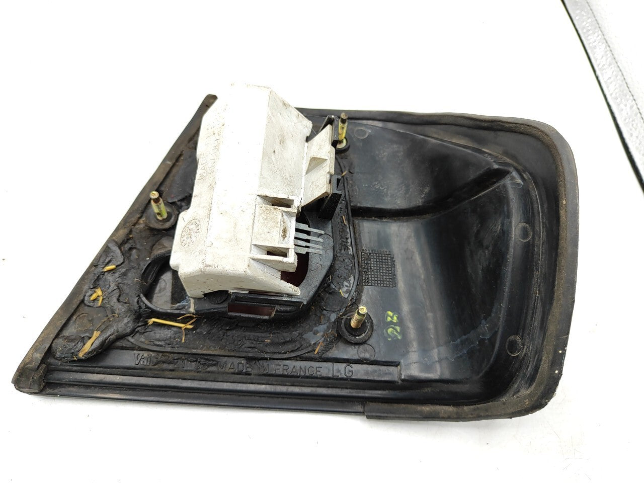 Nissan Primera P10 Sedan 1991 LHD Rear Left Side Taillight Light