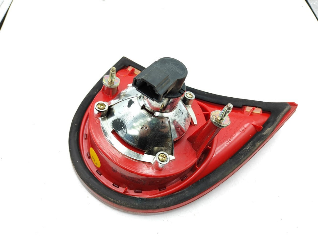 Volkswagen Golf MK5 2005 LHD Rear Right Taillight Light 1K6945094E