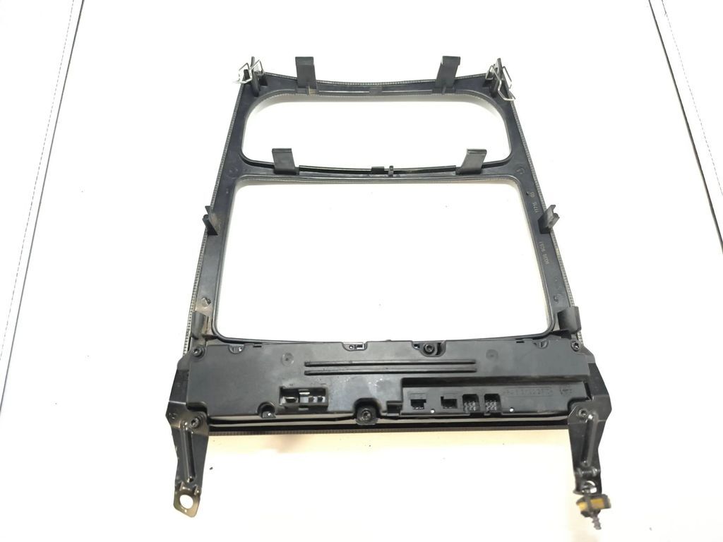 Mercedes-Benz C W203 2002 Front Center Panel AC heater control trim A203680 