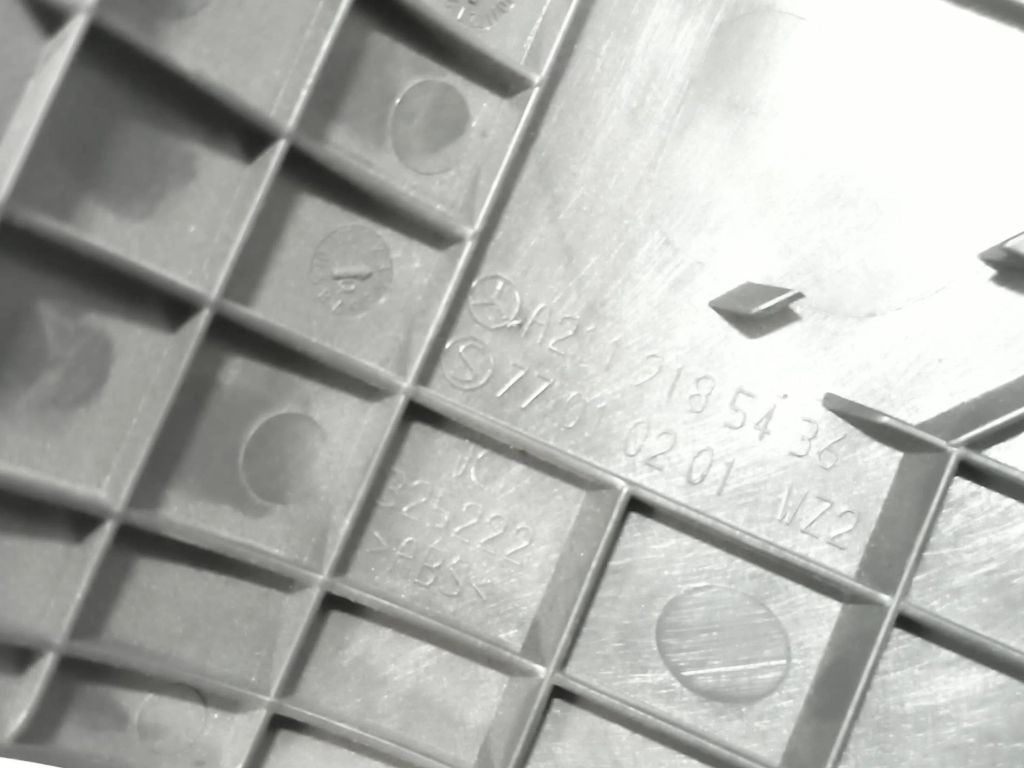 Mercedes-Benz E W211 2003 Diesel Seat trim A2119185436 