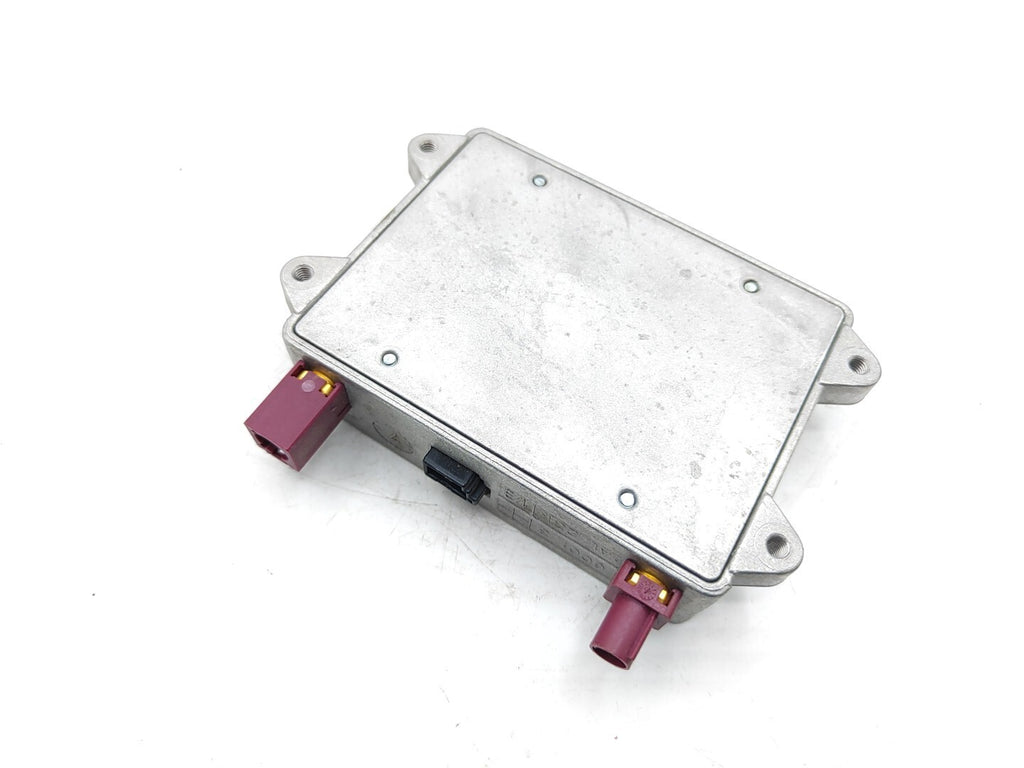 Audi A6 C6 2005 Antenna Amplifier 8E0035456D