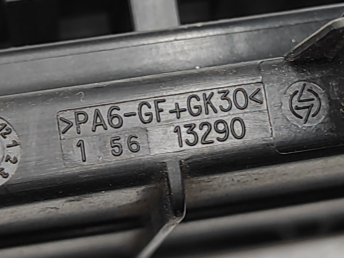 BMW 5 Series E61 530D 170kW 2006 Fuse Box Module 6957330 61146957330