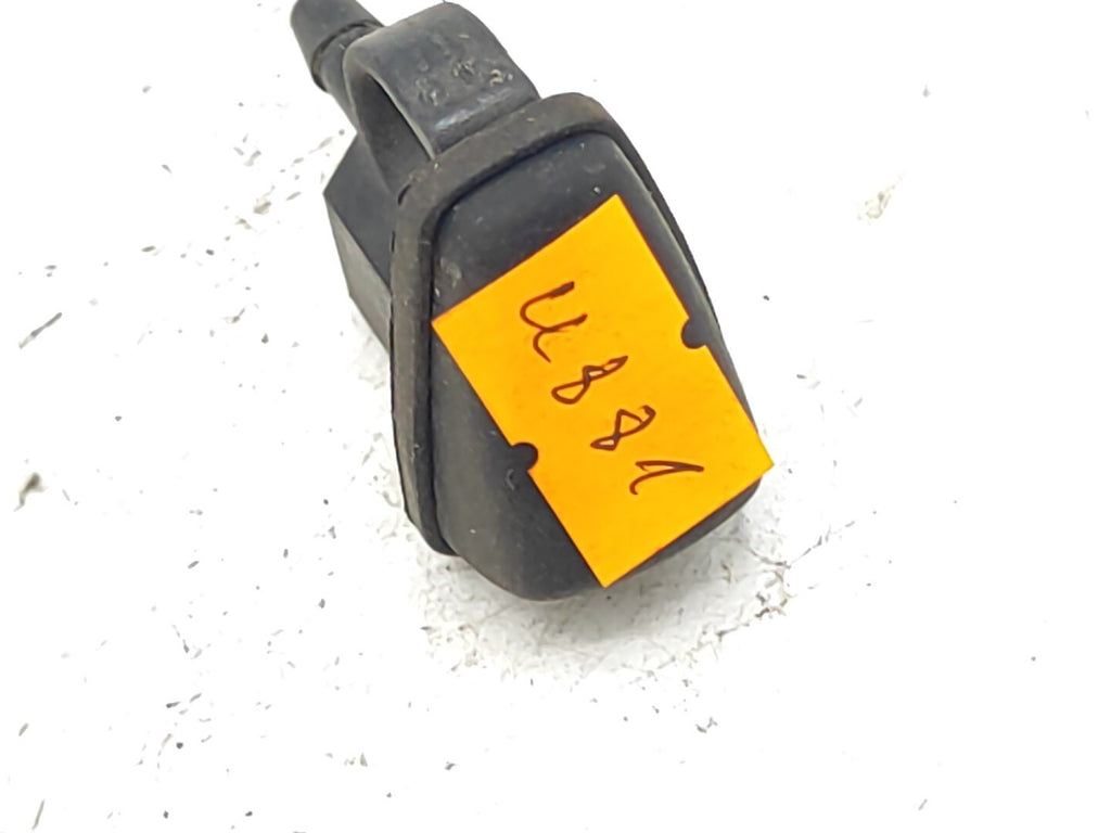 Land Rover Freelander LR2 2009 Front Bonnet Hood Windshield Spray Nozzle