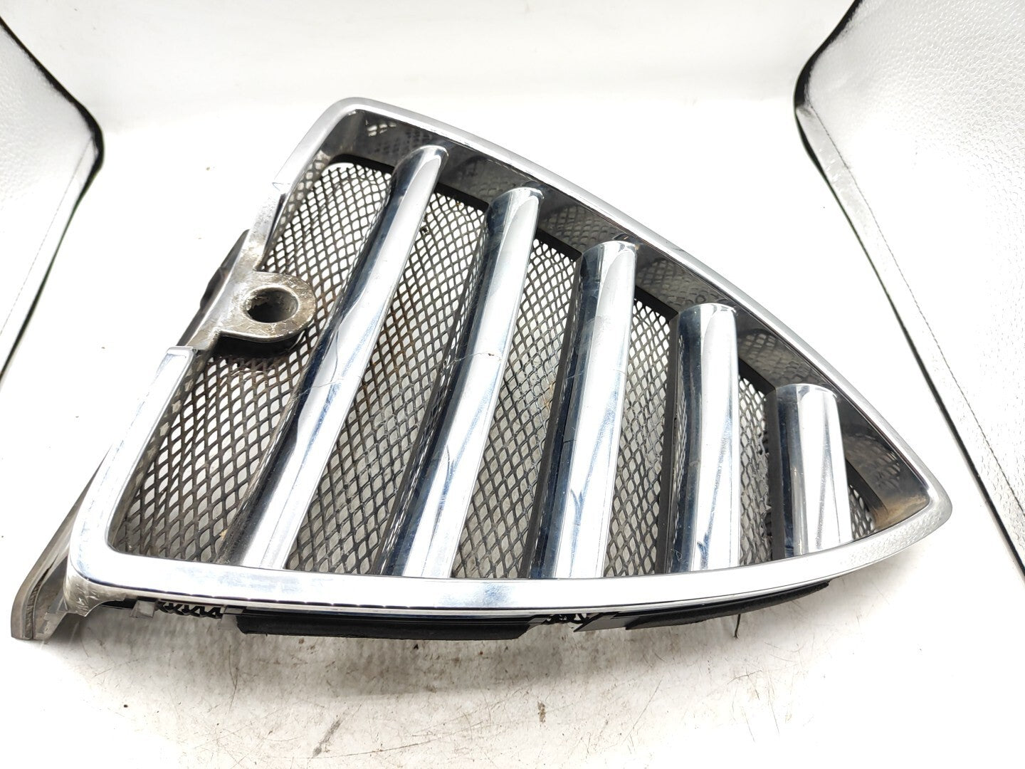 Alfa Romeo 166 FACELIFT 2.4JTD 2004 Front Bumper Center Chrome Grill